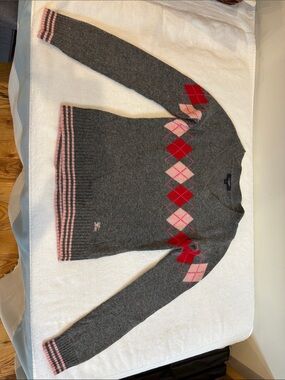 Burberry Gray V-Neck Lambswool Sweater with Pink & Red Argyle